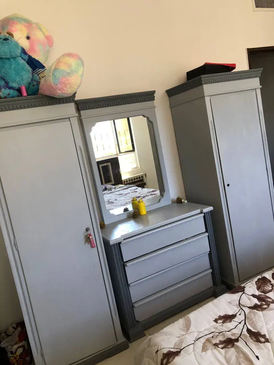 تخت و کمد و دراور همه باهم|تخت و سرویس خواب|مشهد, بهارستان|دیوار