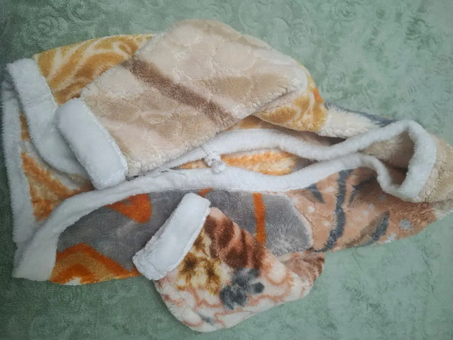 کاپشن پتویی گرم|کفش و لباس بچه|سمنان, |دیوار