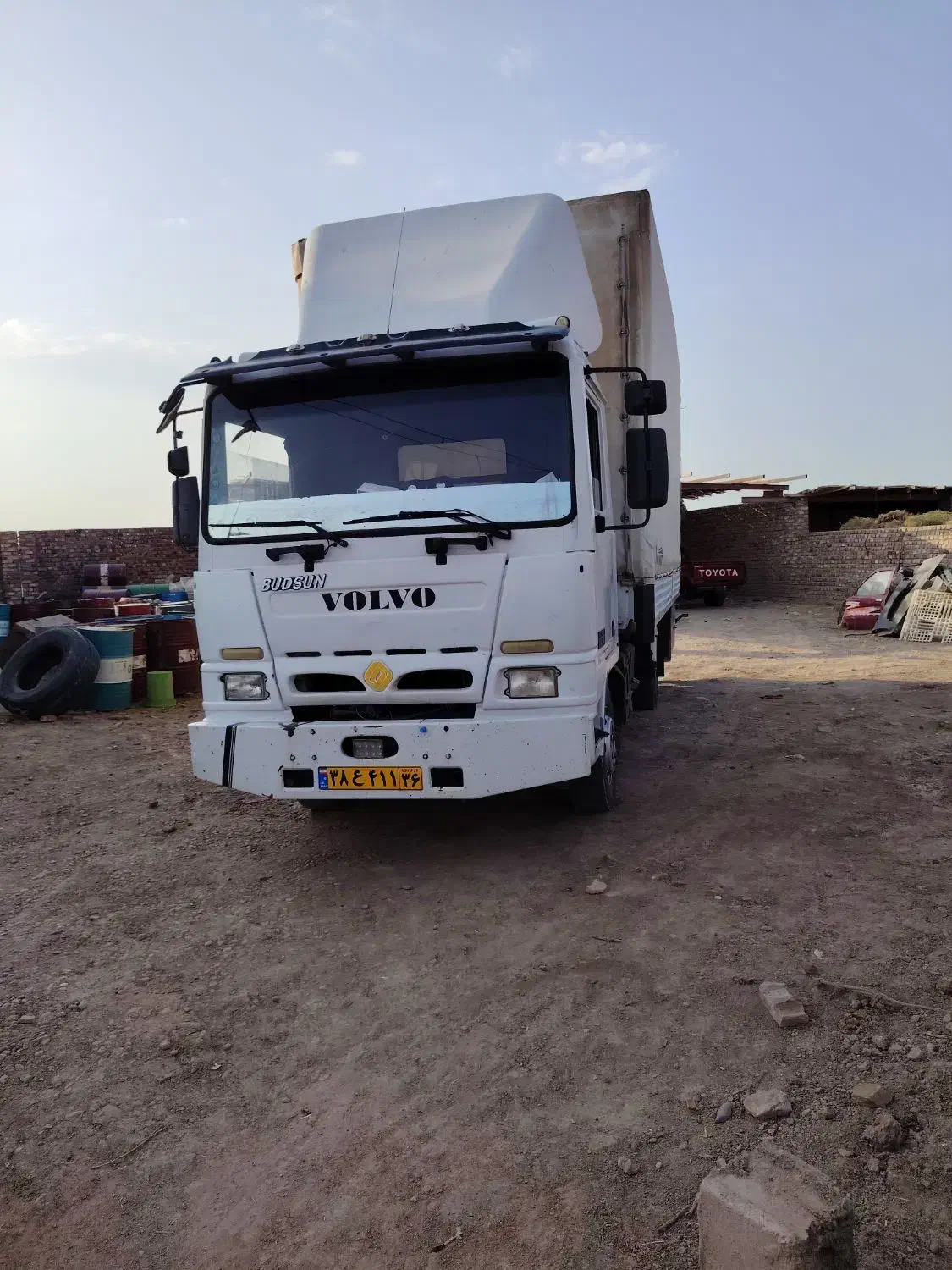 سلام همکاران گرامی 8تن بدون رنگ آماده کار|خودرو سنگین|مشهد, جنت|دیوار