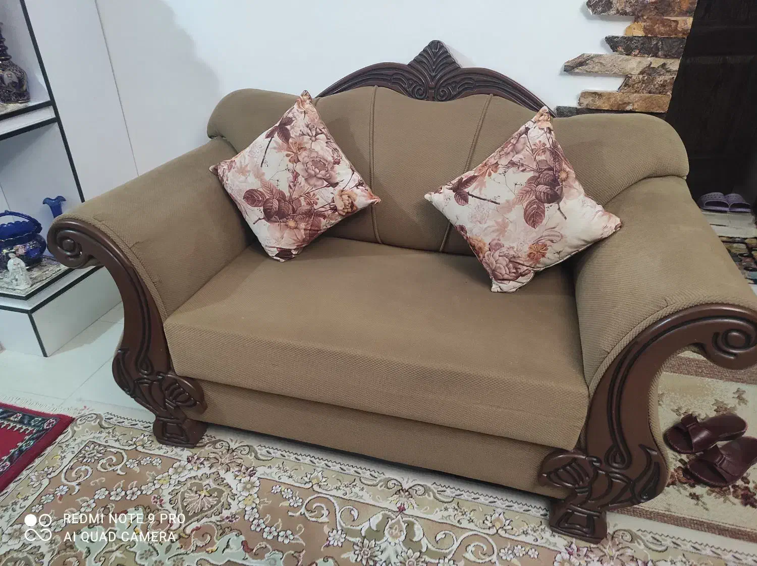 مبل راحتی ۹ نفره تمیز|مبلمان خانگی و میز عسلی|محمدیه-قزوین, |دیوار