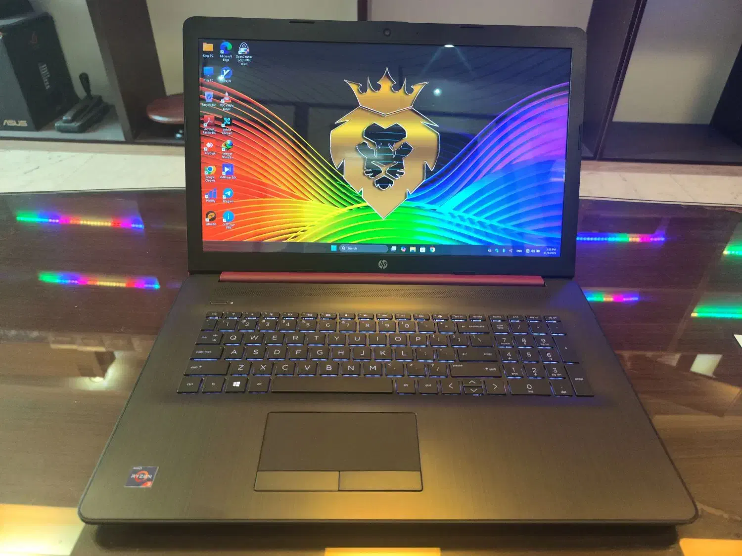 لپتاپ قرمز خاص 17 اینچ لمسی hp باتری نو گرافیک دار|رایانه همراه|تهران, فلسطین (میدان انقلاب)|دیوار