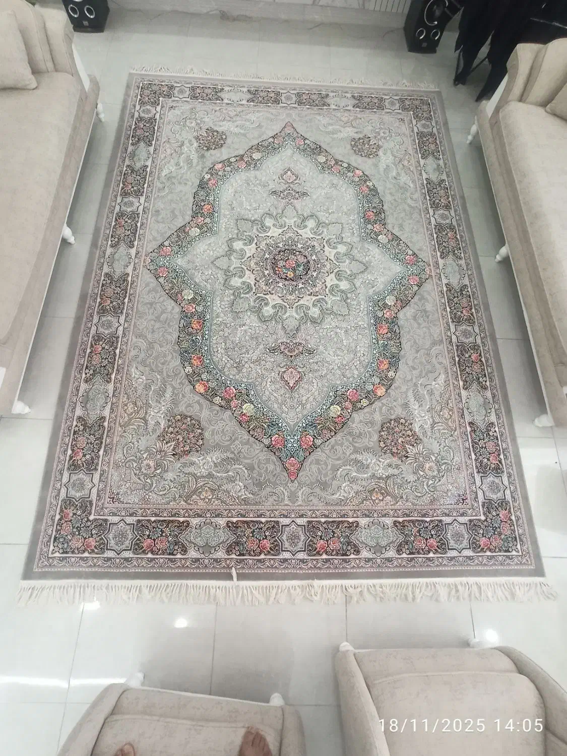 فرش 9و4متری|فرش|رشت, رودباری|دیوار