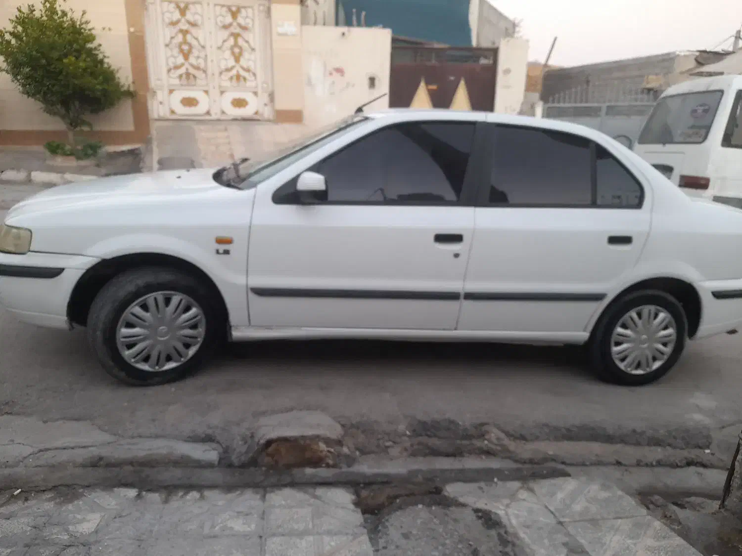 فروش فوری|خودرو سواری و وانت|بندرعباس, |دیوار