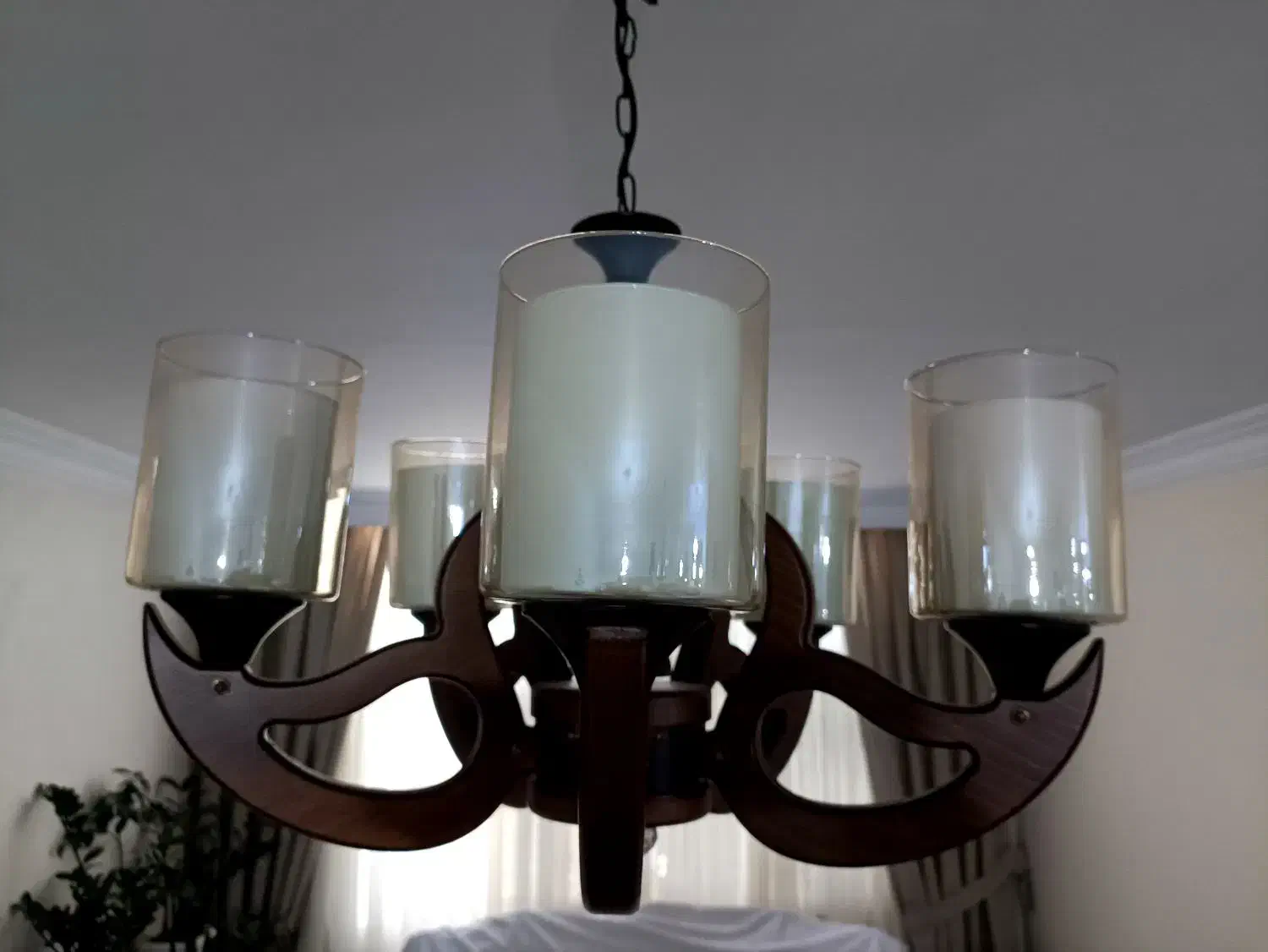 یک جفت لوستر چوبی نو پنج شعله|لوستر و چراغ آویز|تهران, استخر|دیوار