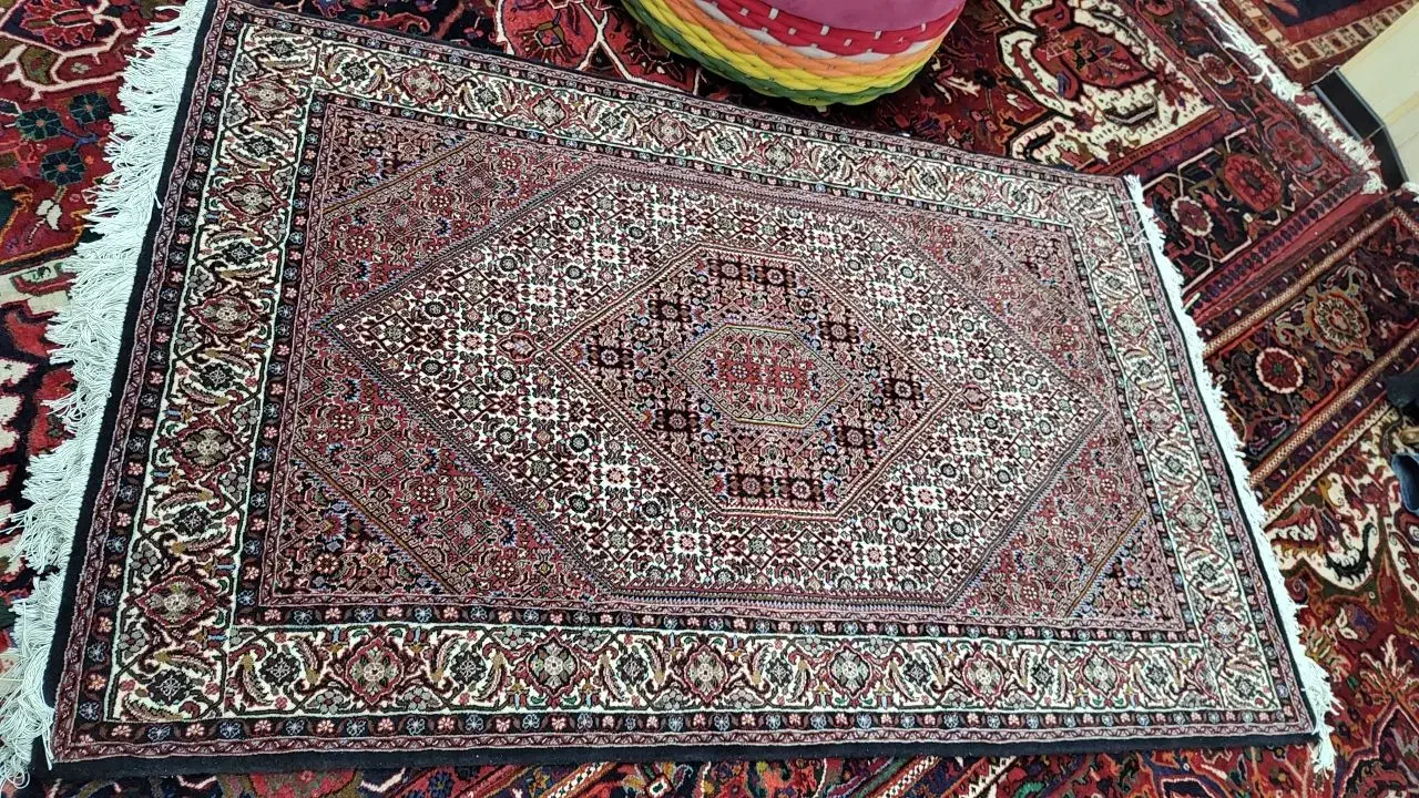 فرش از دار افتاده زنجان|فرش|زنجان, |دیوار