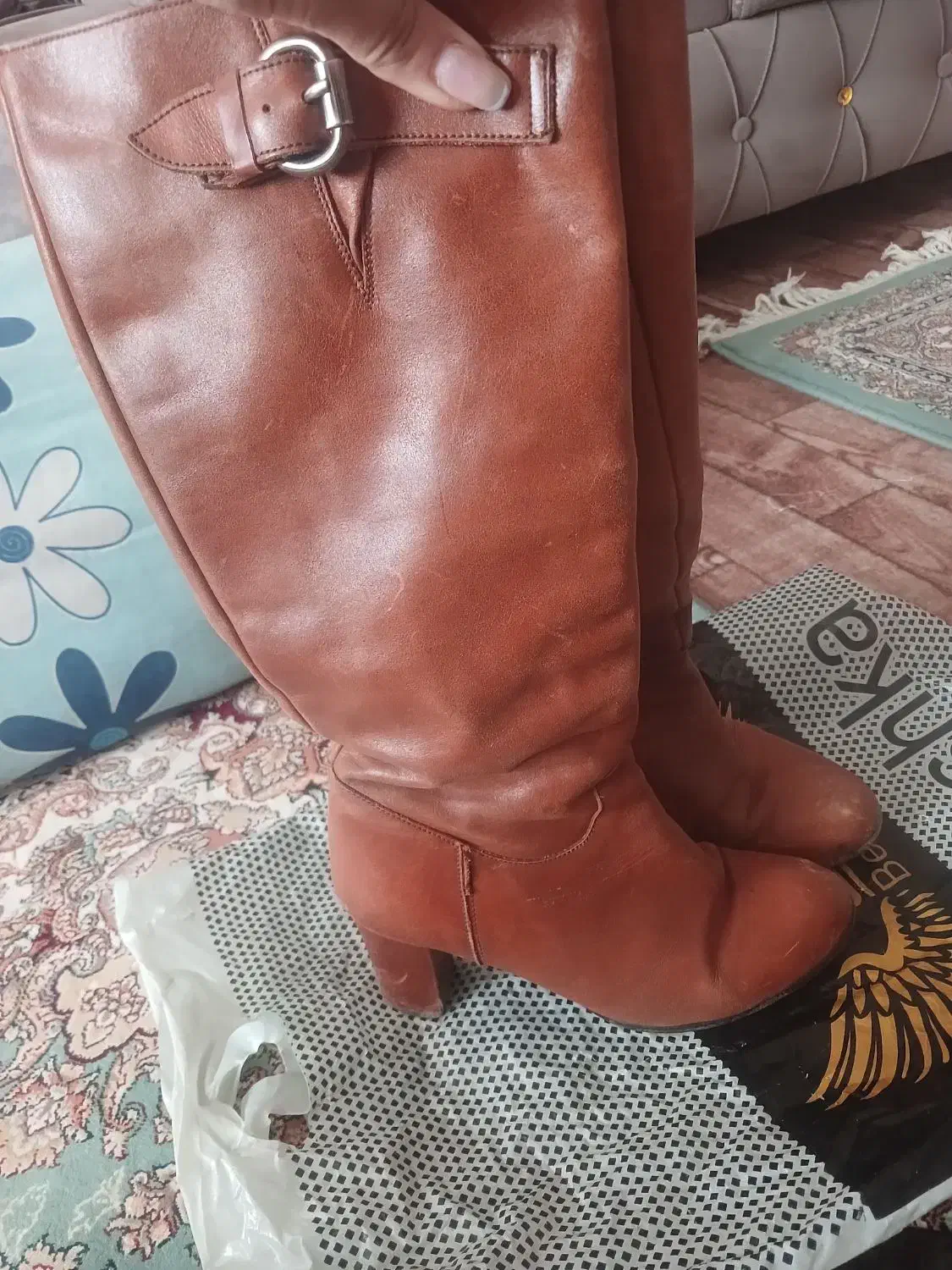 چکمه درحد نو|کیف، کفش، کمربند|خوی, |دیوار