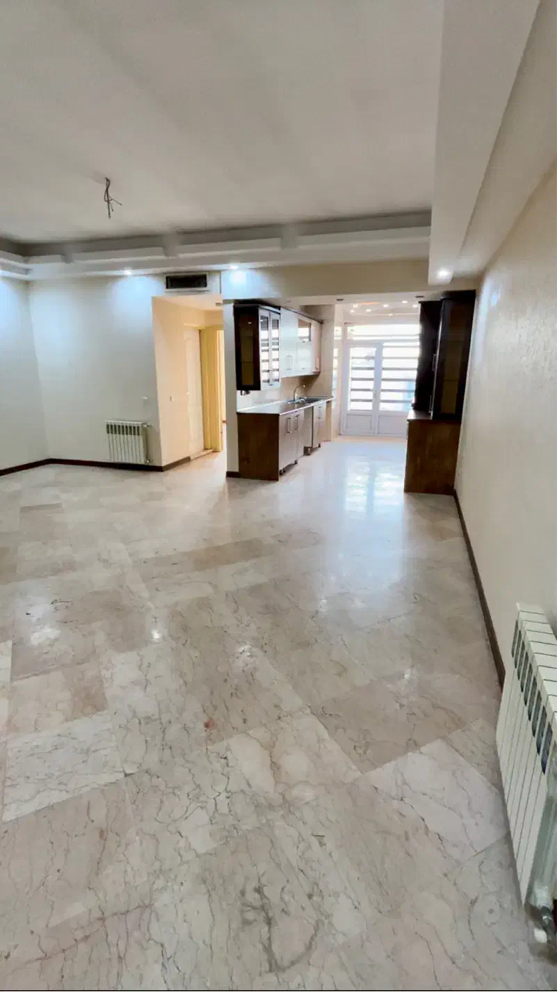 آپارتمان۱۱۰ متر/دو خواب/فول/خوش نقشه/قابل تبدیل