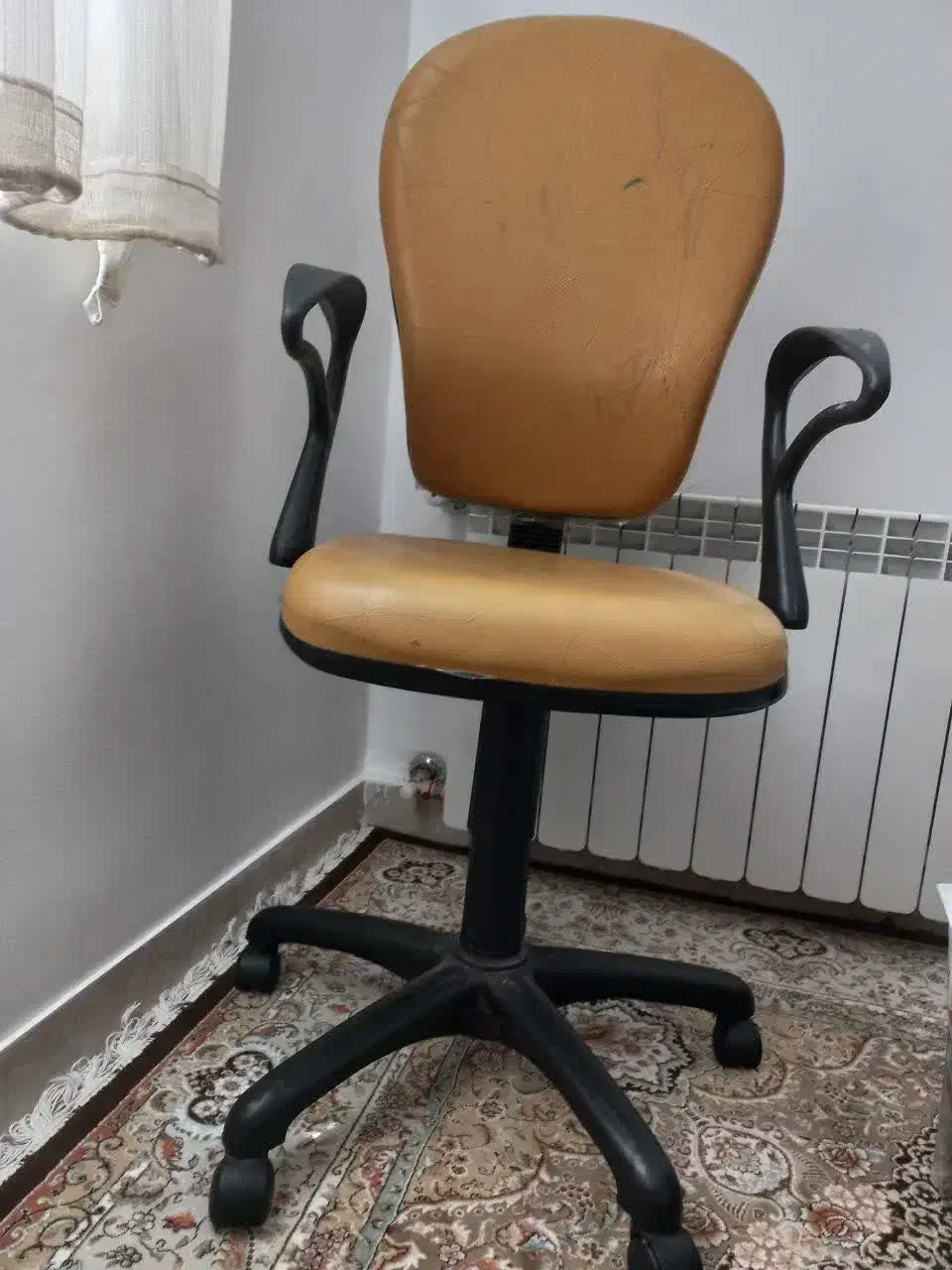 صندلی چرخان سالم|مبلمان اداری|ایلام, |دیوار