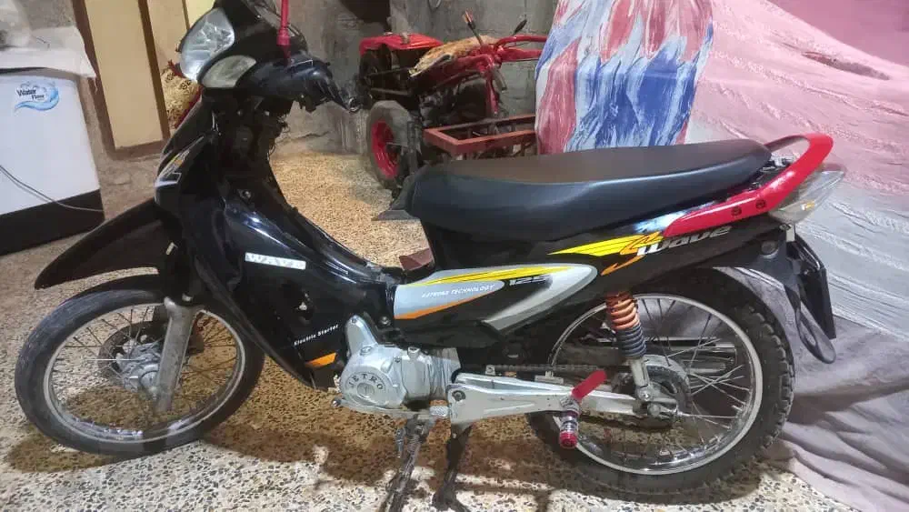 موتورسیکلت ۱۲۵ طرح ویو|موتورسیکلت|کوه چنار, |دیوار