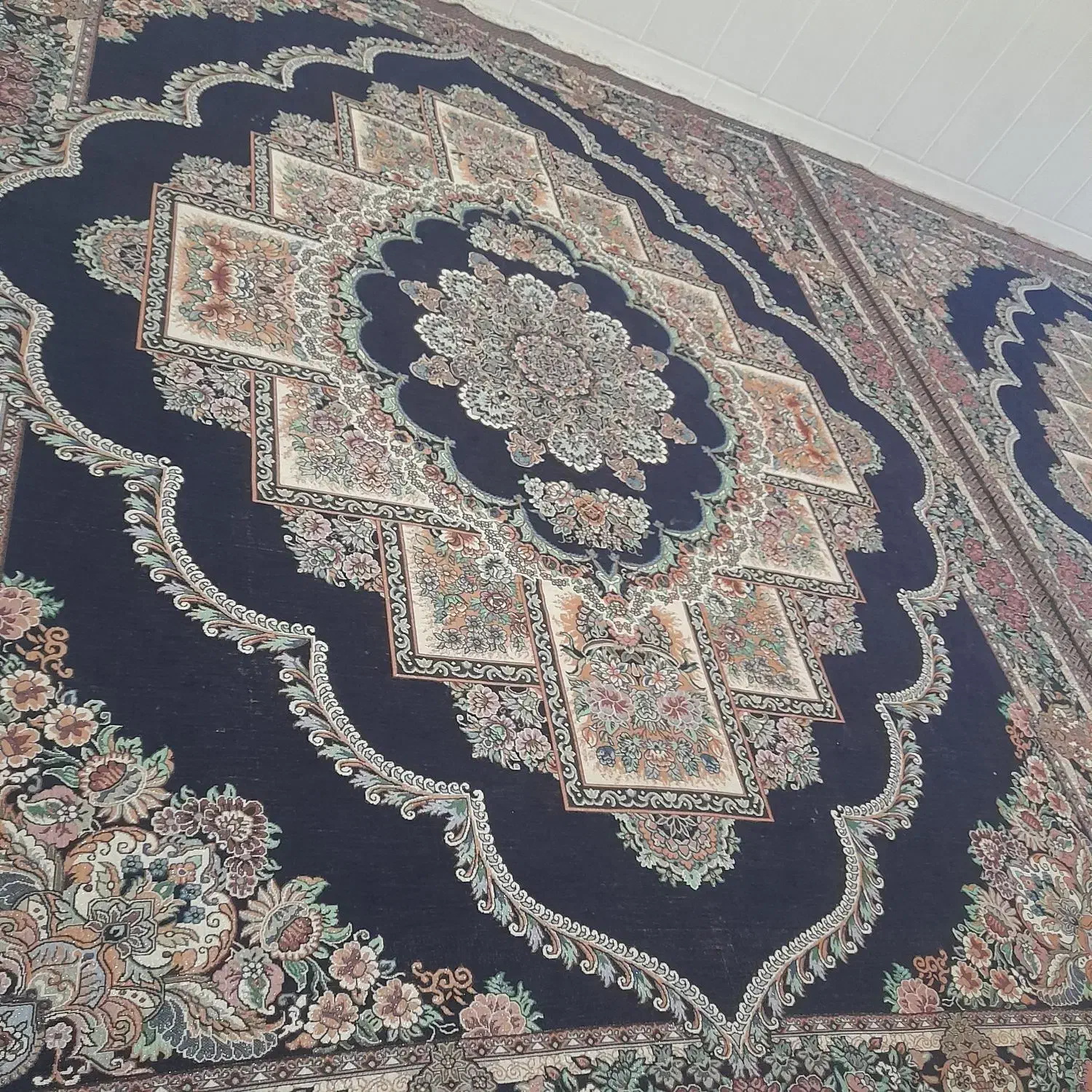 سه عدد روفرشی|روفرشی|ایذه, |دیوار