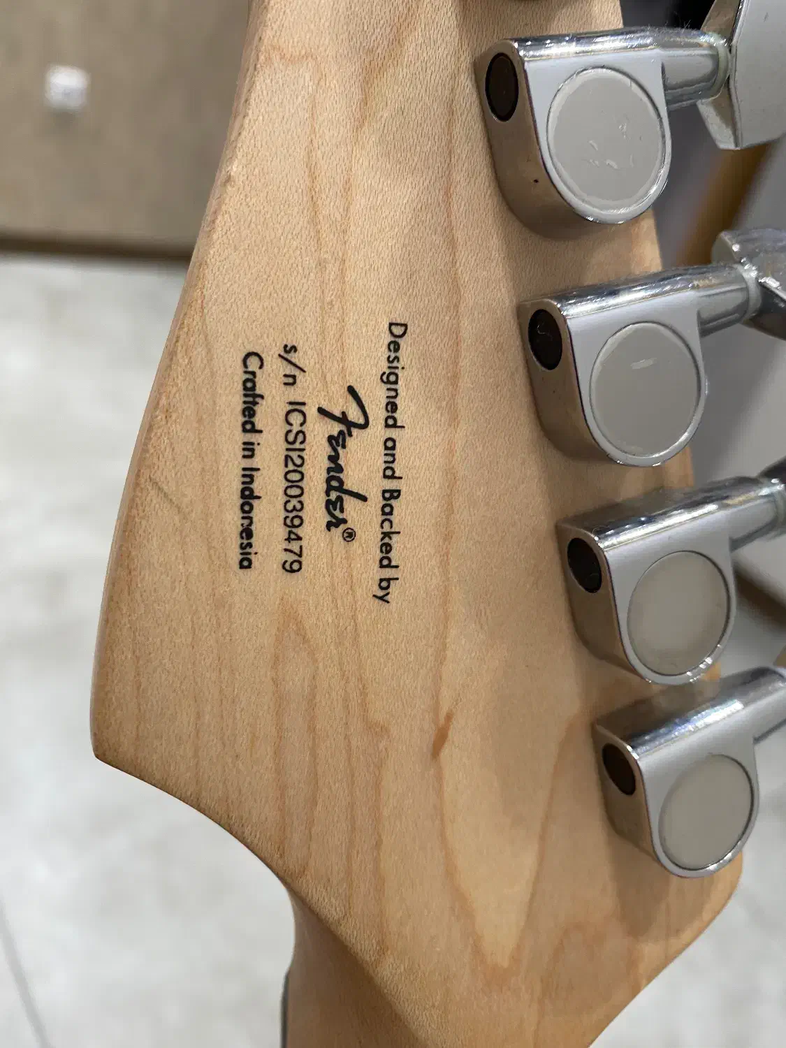 گیتار الکتریک|گیتار، بیس، امپلیفایر|شاهرود, |دیوار