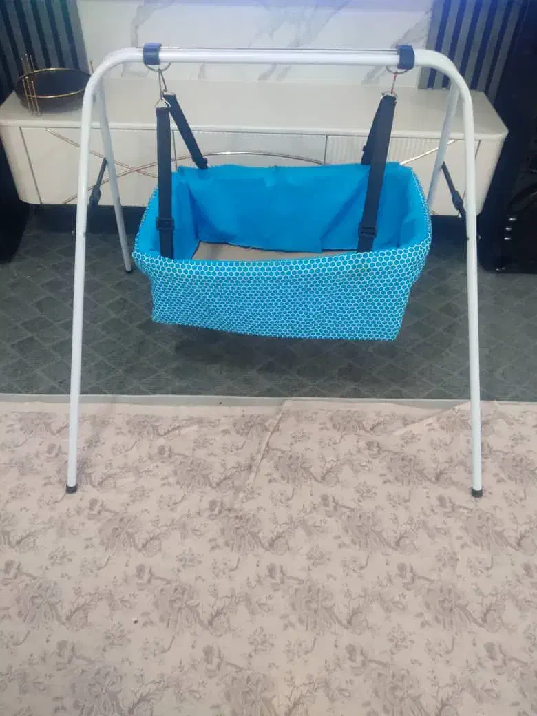 گهواره و کریر درحد|کالسکه و لوازم جانبی|سلماس, |دیوار