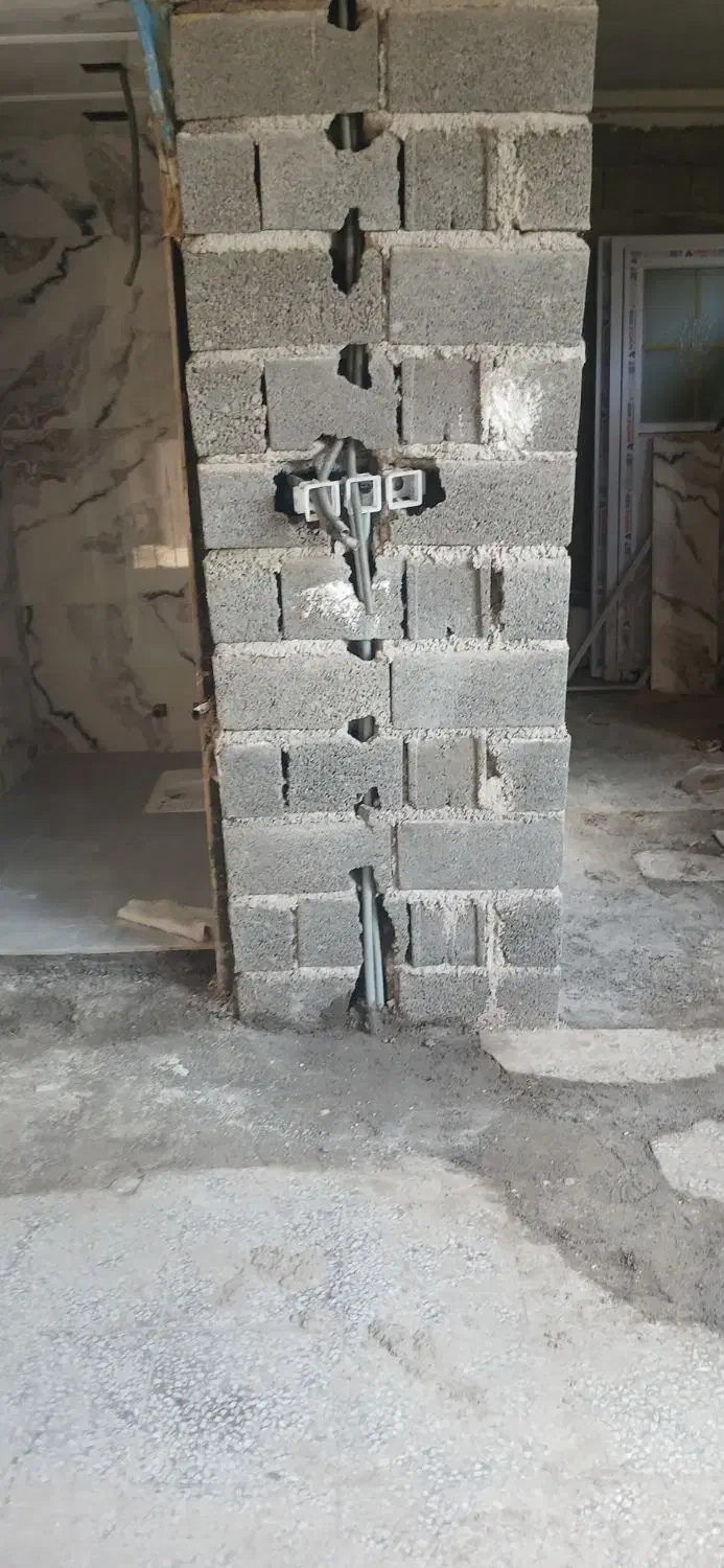 برقکاری ساختمان سیم کشی و روشنایی تضمینی|خدمات پیشه و مهارت|لنگرود, |دیوار