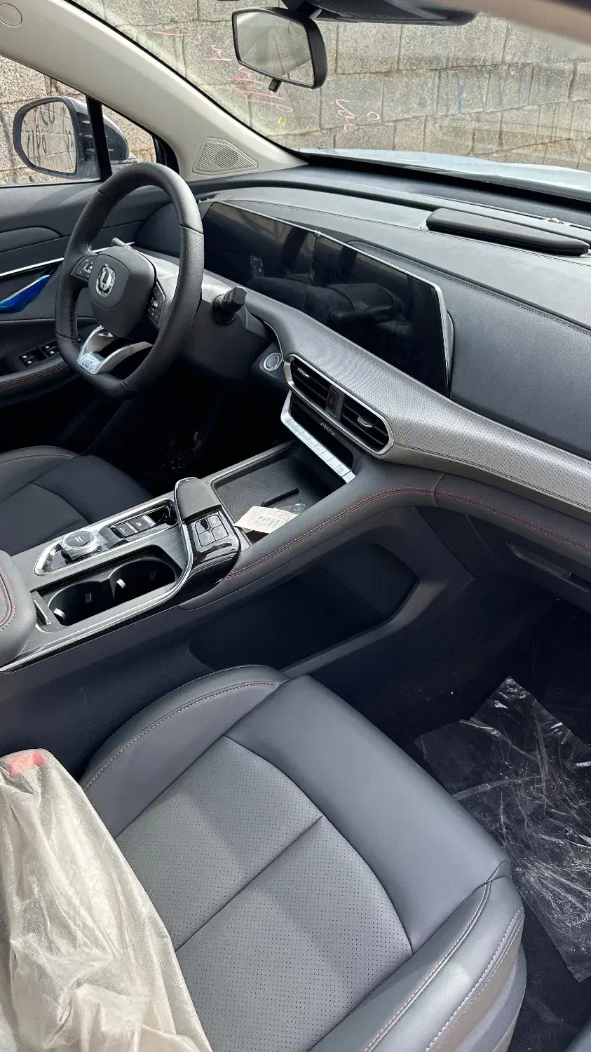 Uni t 2026|خودرو سواری و وانت|بوشهر, |دیوار