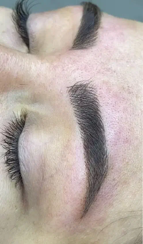 نیازمند اصلاح کار حرفهای در سالن زیبایی بانوان|آرایشگاه و سالنهای زیبایی|ارومیه, |دیوار