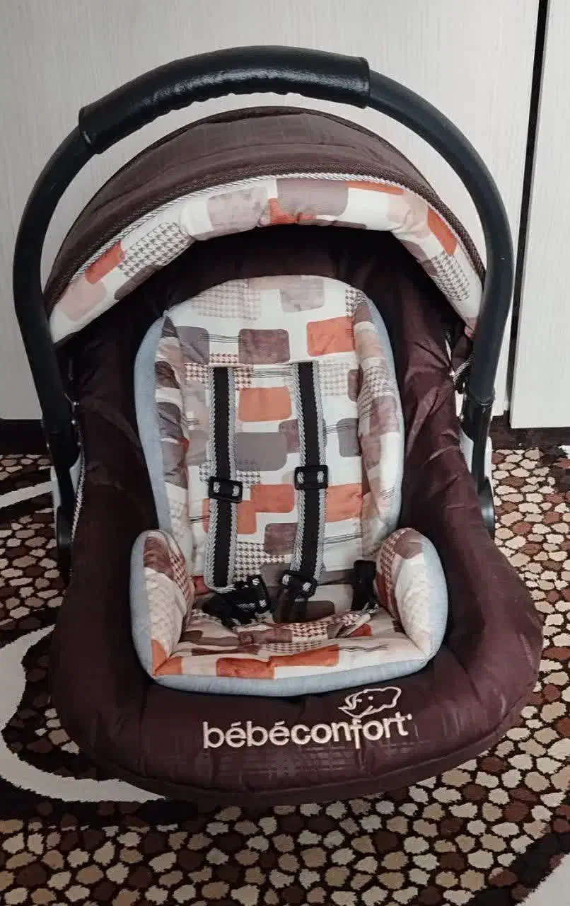 کریر|کالسکه و لوازم جانبی|شهرضا, |دیوار