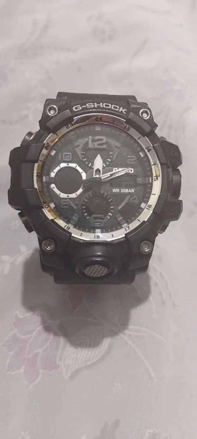 فروش دو عدد ساعت مارک|ساعت|شیراز, کوشک میدان|دیوار