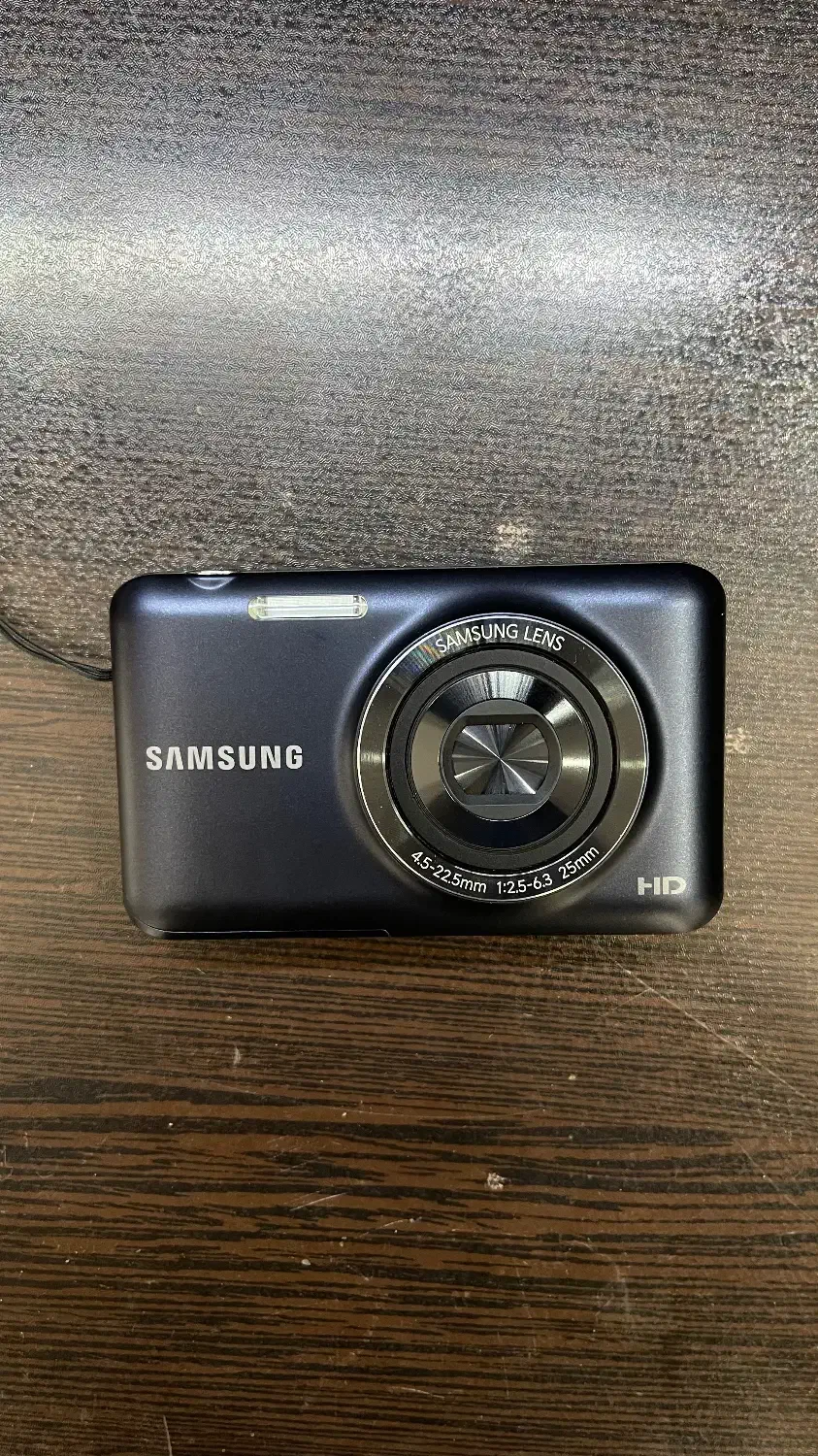 دوربین عکاسی سامسونگ ES95 مشابهه آکبند بسیار تمیز|دوربین عکاسی و فیلمبرداری|شهریار, شهرک بهاران (ویره)|دیوار