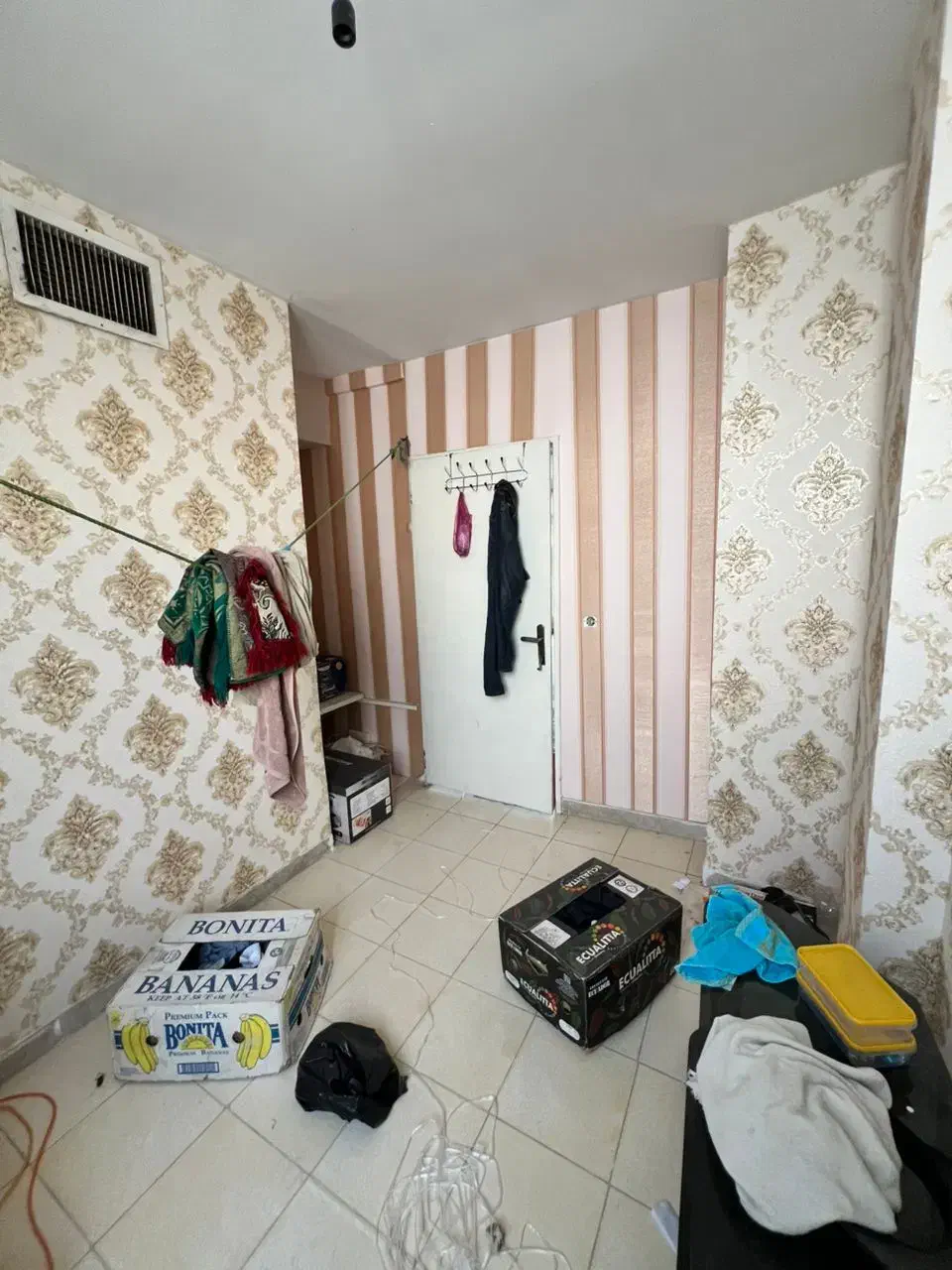 اجاره مسکونی-خیایان لرزاده-۵۳ متری