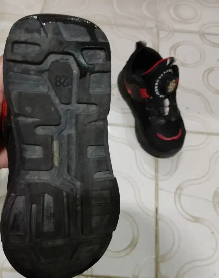 کفش کودک پسرانه|کفش و لباس بچه|مشهد, سپاد|دیوار