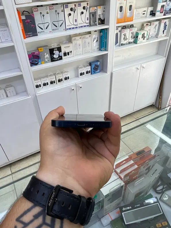 IP13NORMAL|موبایل|شیراز, گود عربان|دیوار
