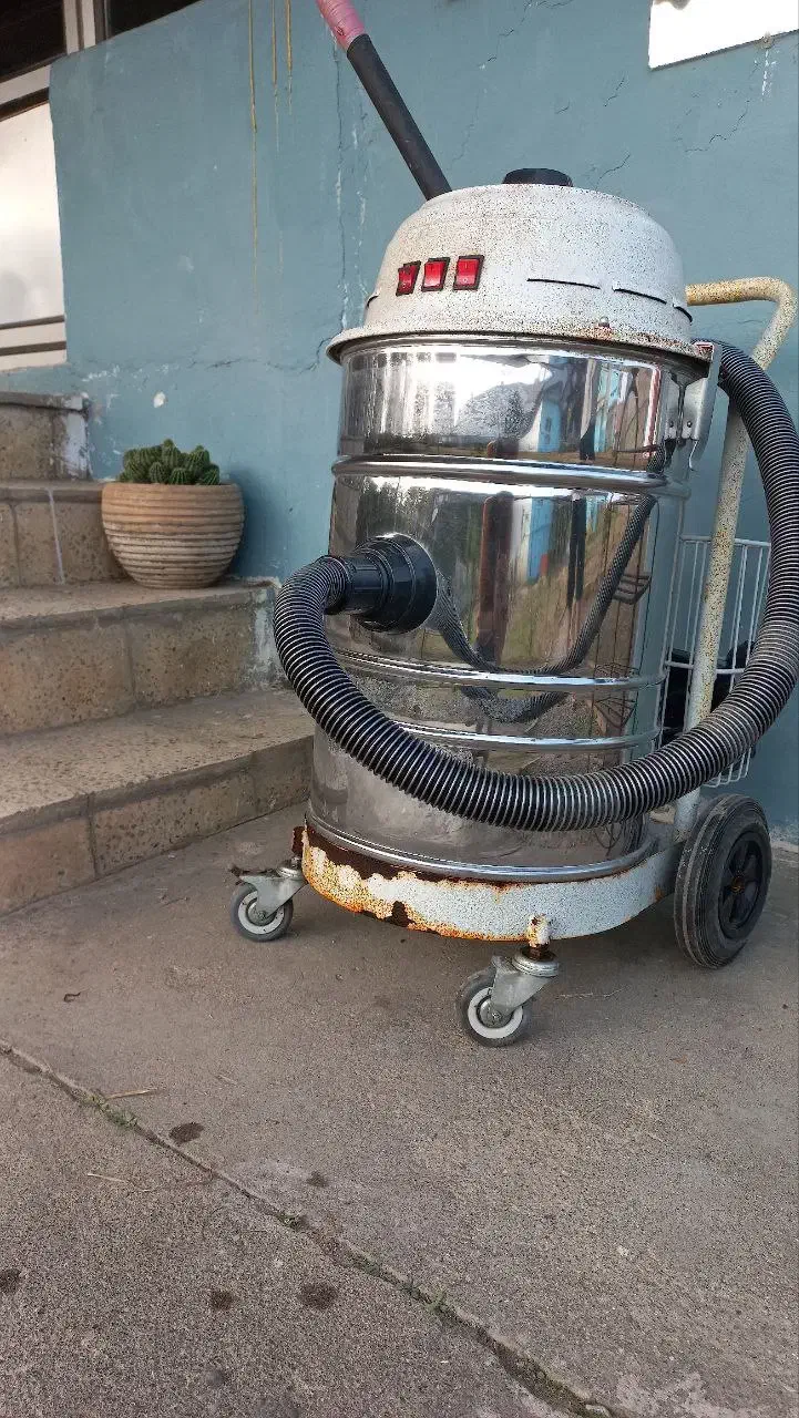 جاروبرقی صنعتی ۳ موتوره|جاروبرقی، جارو شارژی، بخارشو|بندر انزلی, سید آسیه|دیوار