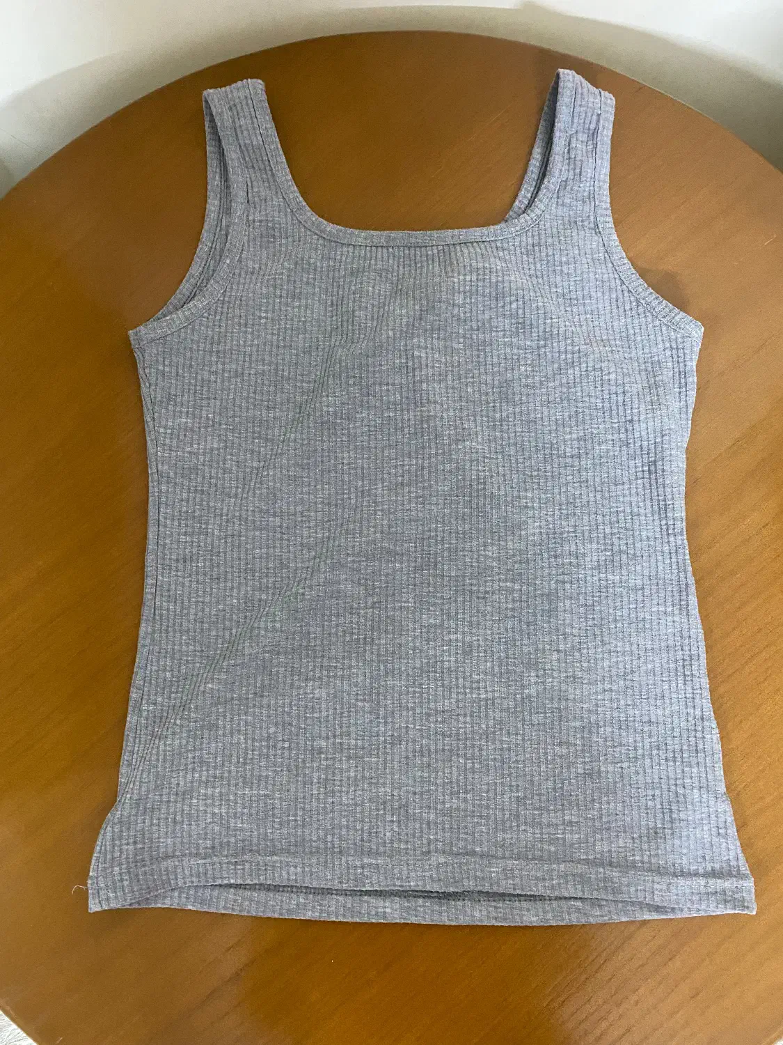 تاپ طوسی کبریتی|لباس|تهران, سبلان (لشگر)|دیوار