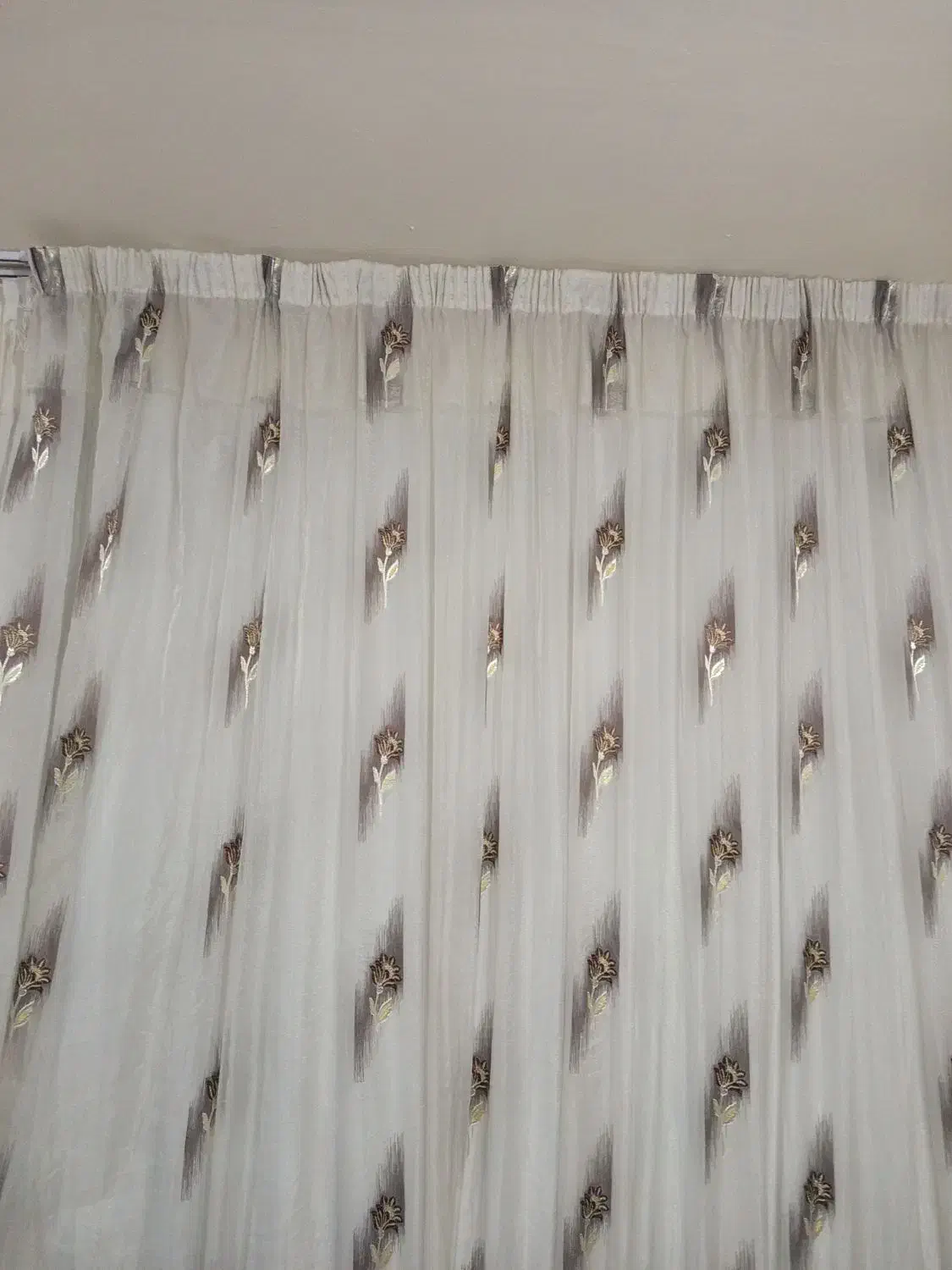 سه عدد پرده حریر شاین طرح دار|پرده، رانر، رومیزی|دماوند, دماوند|دیوار