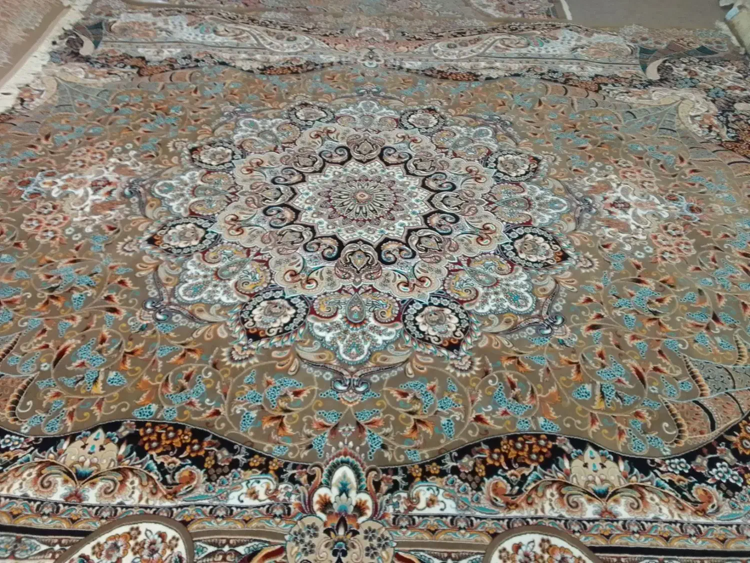 فرش 12متری تمام نخ|فرش|محمدشهر, محمدشهر|دیوار