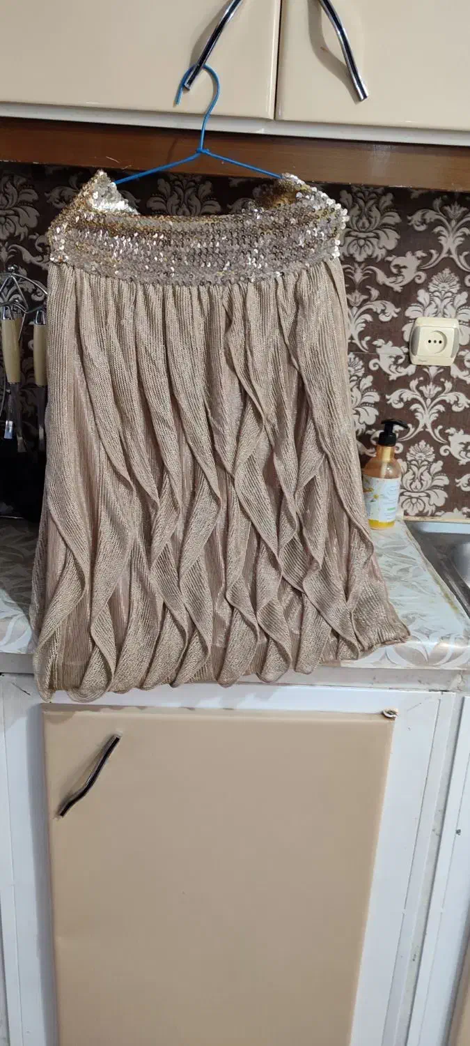 لباس مجلسی و پالتو و بارانی و مانتو|لباس|نیشابور, شهرک قدس|دیوار