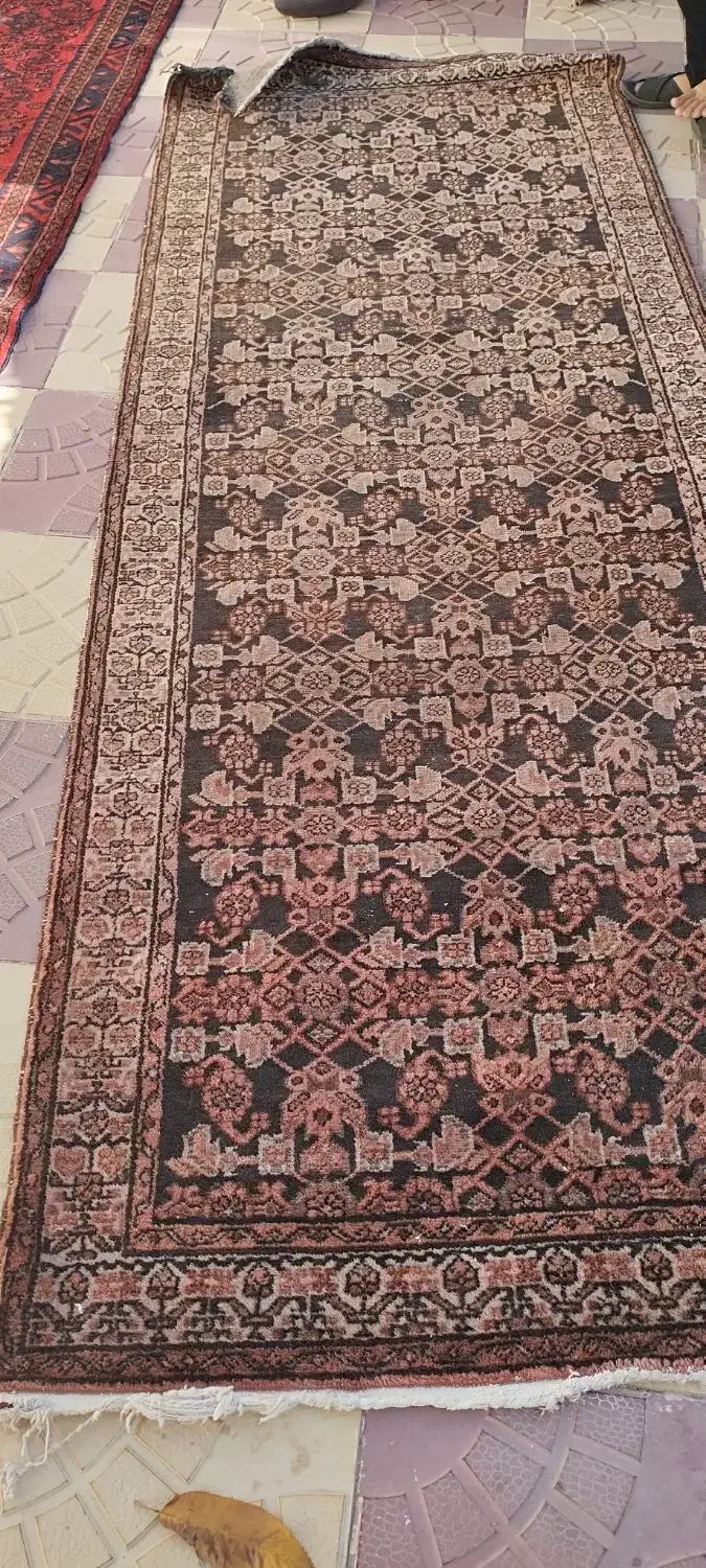 فرش دستباف قدیمی|فرش|درگزین, |دیوار