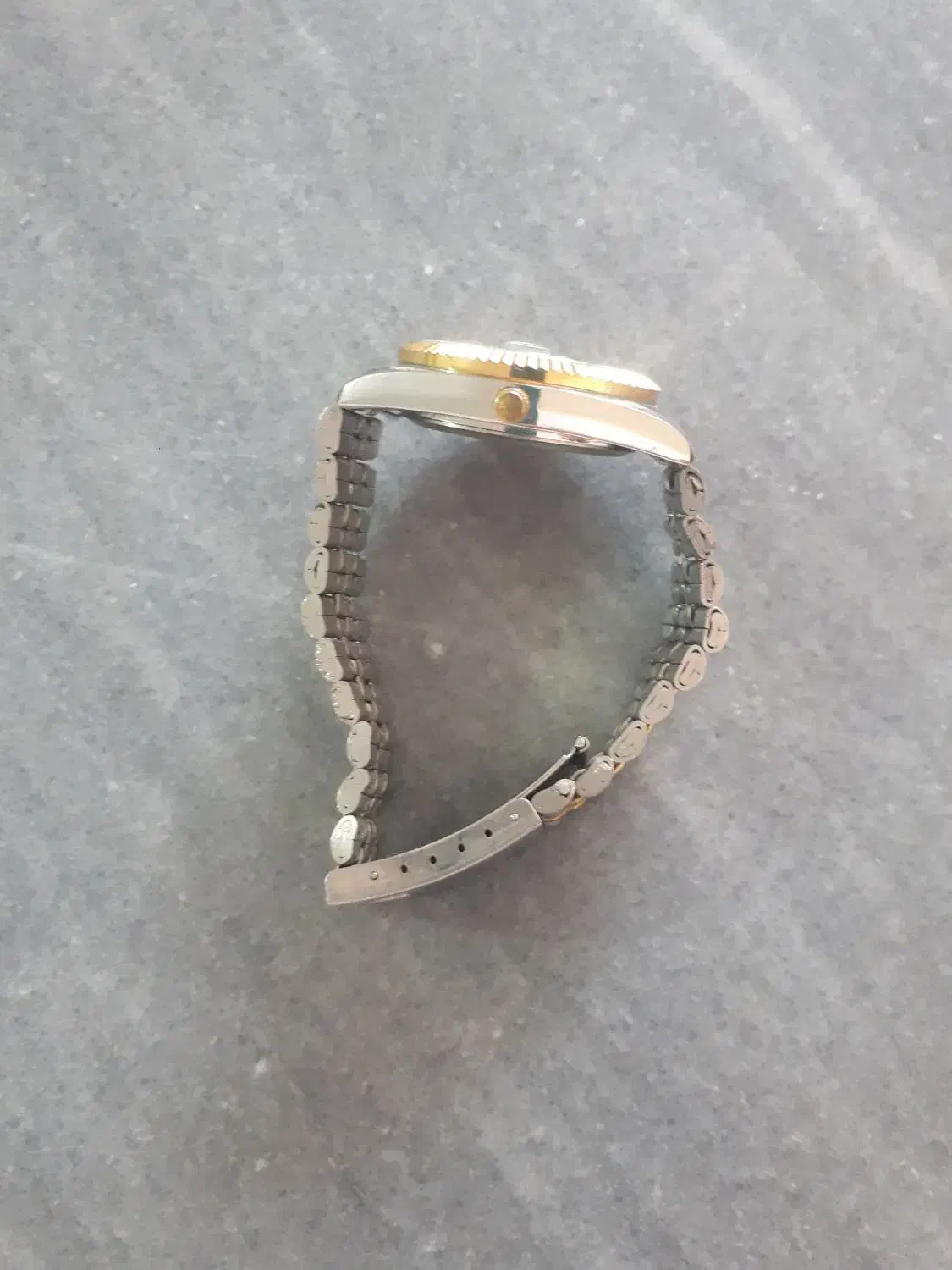 ساعت مچی|ساعت|جلفا, |دیوار