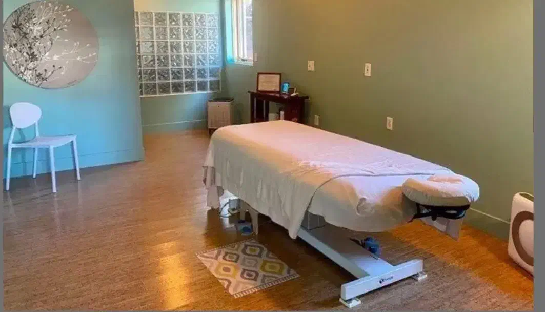 ماسیس خانم|استخدام درمانی، زیبایی، بهداشتی|ری, علایین|دیوار