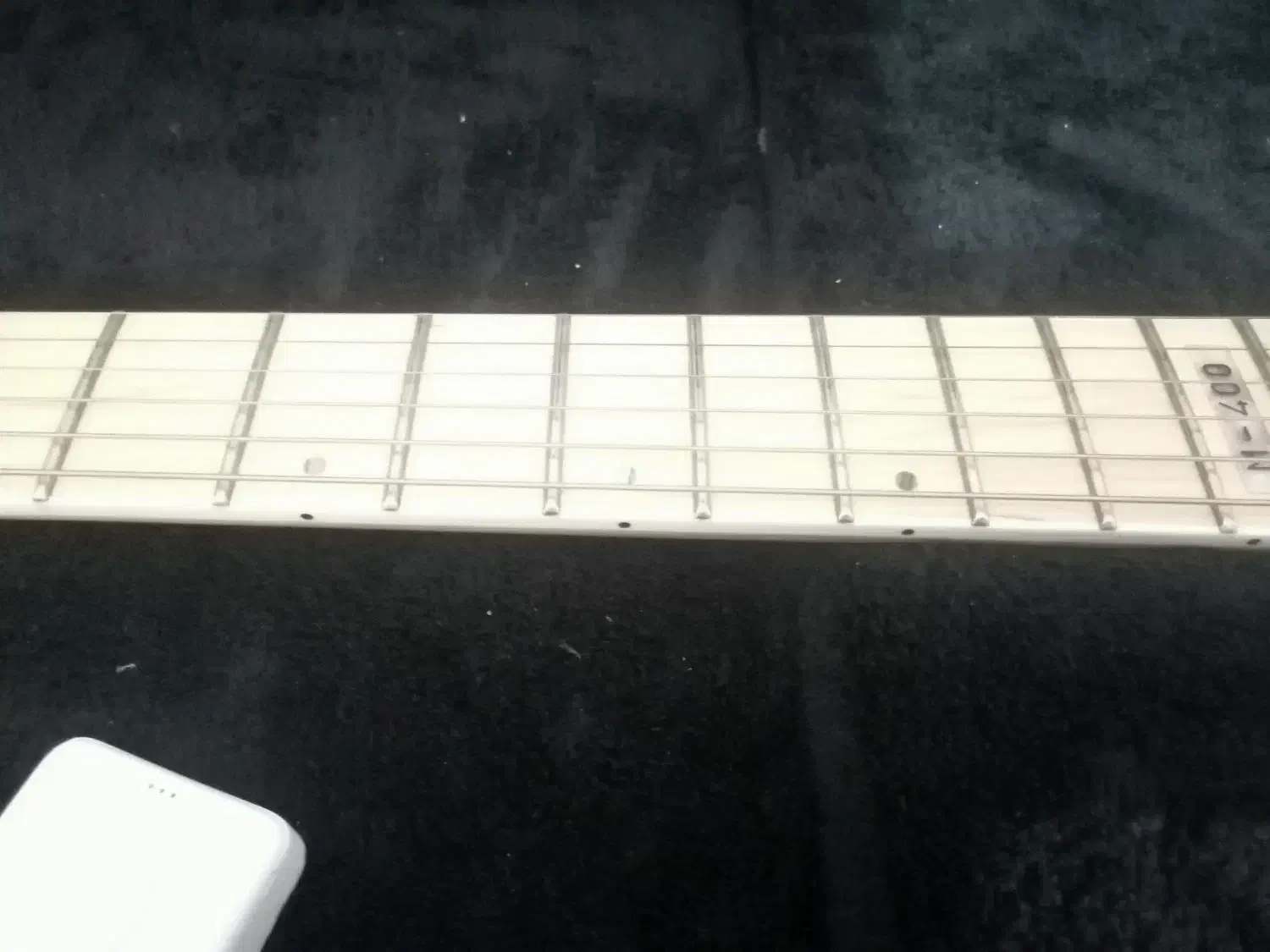 گیتار الکتریک Ltd m-400 به همراه هارد کیس|گیتار، بیس، امپلیفایر|صدرا-فارس, فاز ۱|دیوار