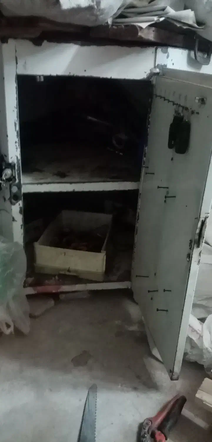 کمد محکم سه گوش سنگین|جاکفشی، کمد، دراور|مهریز, |دیوار