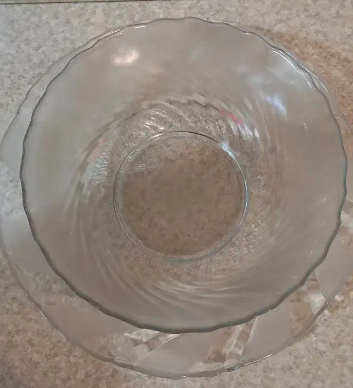 ظروف کریستال ۷۰۰ تومن|ظروف سرو و پذیرایی|فردیس, منظریه|دیوار