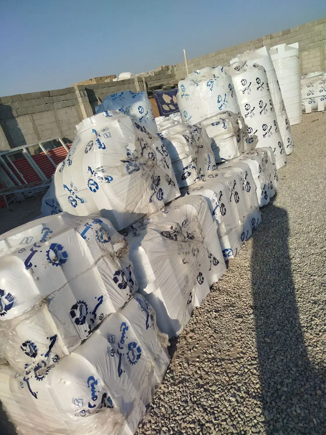 مخزن پلی اتیلن/ مخزن آب/وان آب/ تانکرآب|مصالح و تجهیزات ساختمان|رباط‌کریم, رباط‌کریم|دیوار