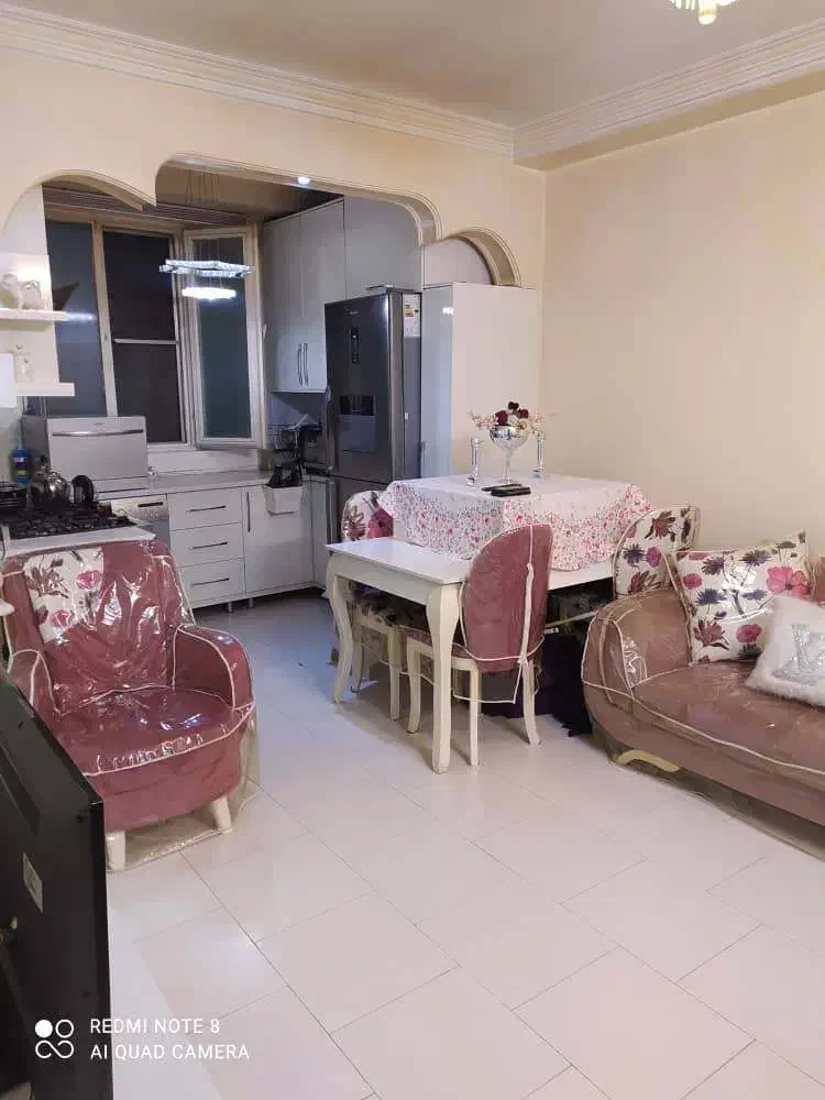 رهن و اجاره ۴۰ متری آسانسوردار