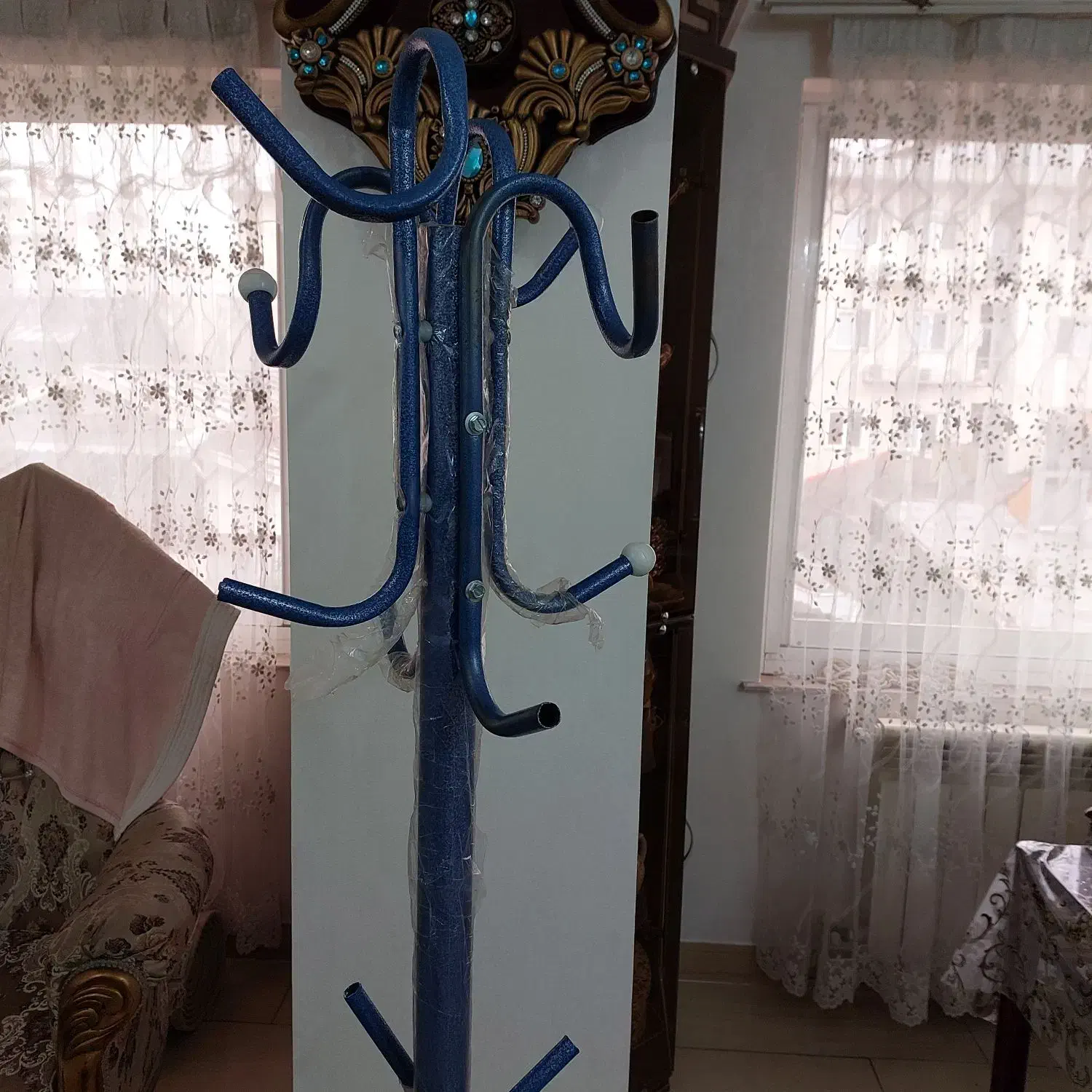 رخت آویز|بندرخت و رخت‌آویز|رشت, لاکانی|دیوار