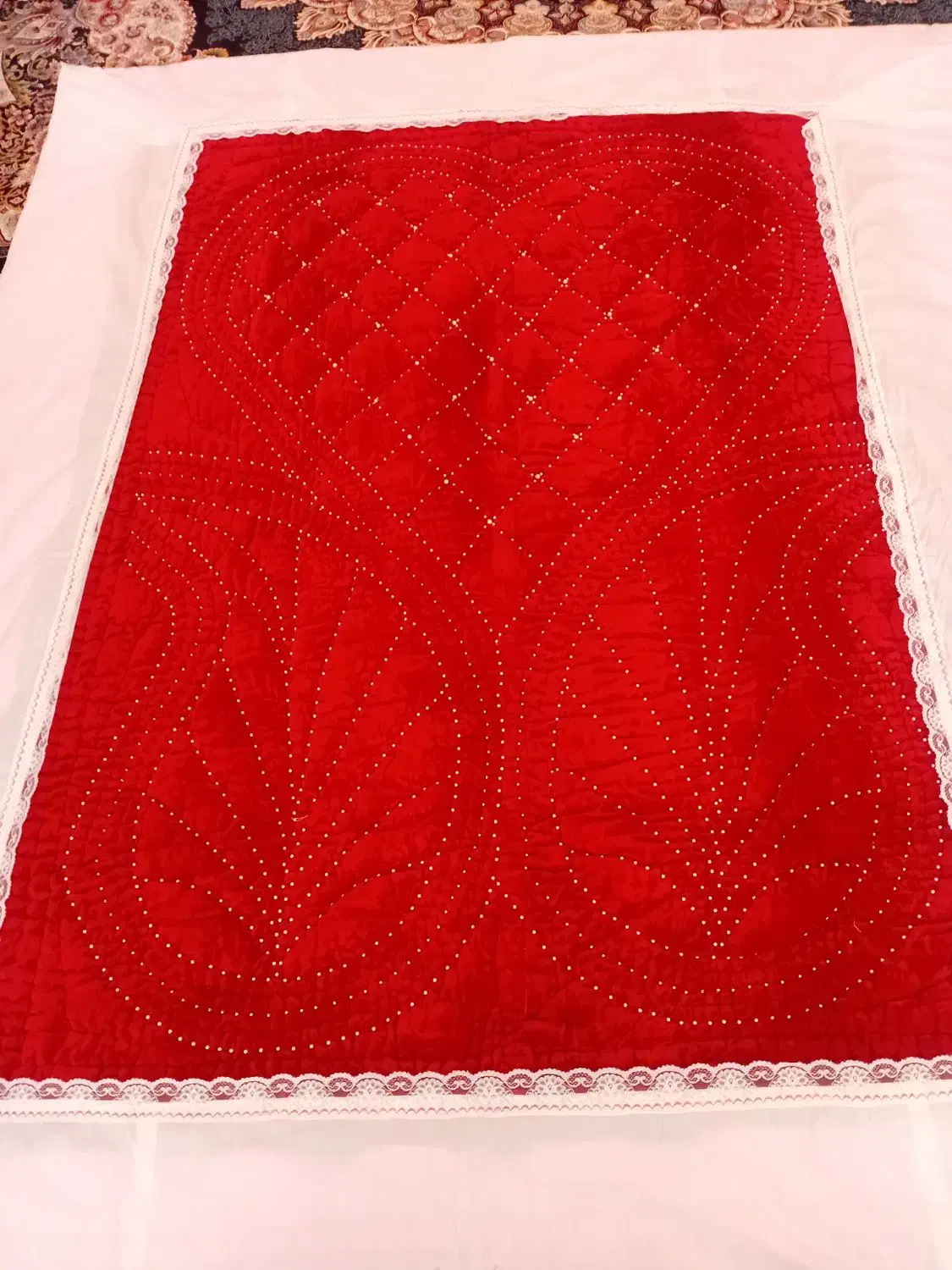 لحاف روی تخت|سرویس روتختی|اصفهان, برازنده|دیوار