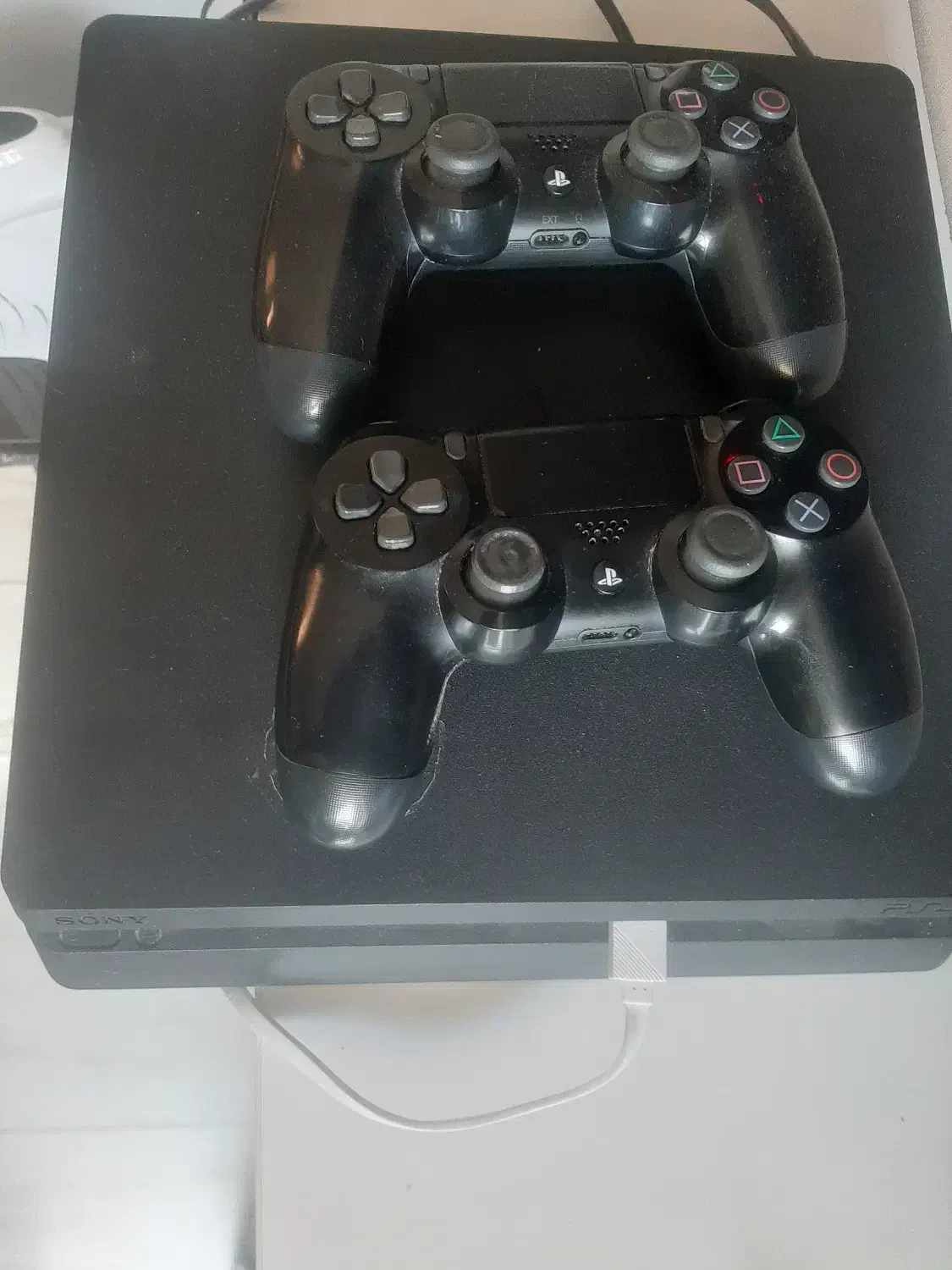 Ps4 slim 1 ترابایت|کنسول، بازی ویدئویی و آنلاین|بوشهر, |دیوار