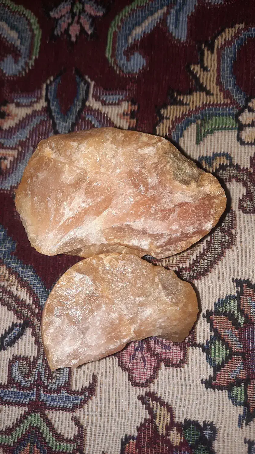 سنگ  یاقوت زرد|کلکسیون اشیاء عتیقه|زاهدان, |دیوار