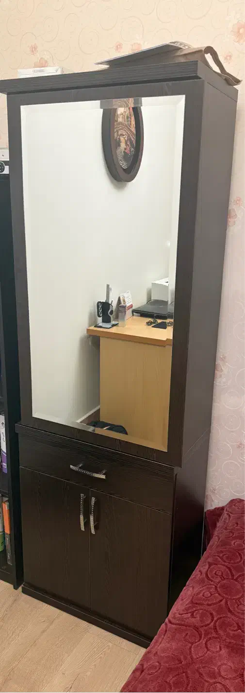 کمد لباس|جاکفشی، کمد، دراور|میانه, |دیوار