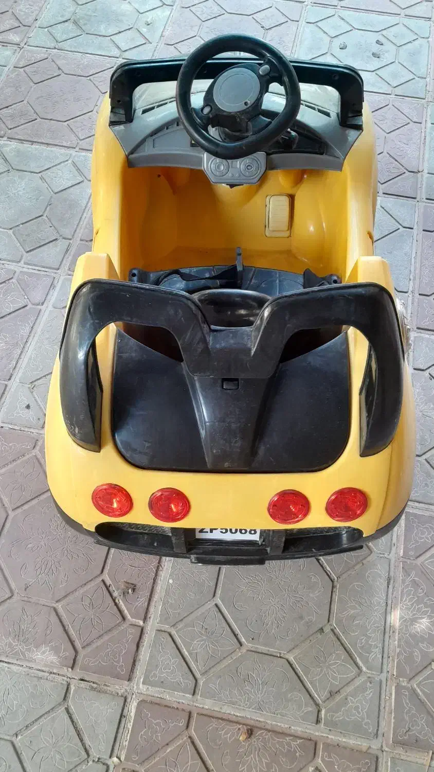 ماشین شارژی|اسباب‌بازی بچه|اراک, |دیوار