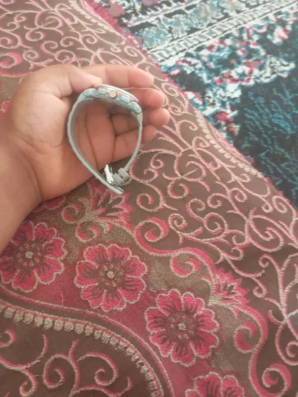 ساعت مچی|ساعت|کاکی, |دیوار