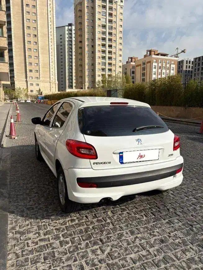 پژو۲۰۷ اتومات سقف فلز موتور جدید|خودرو سواری و وانت|تهران, شهرک صدرا|دیوار