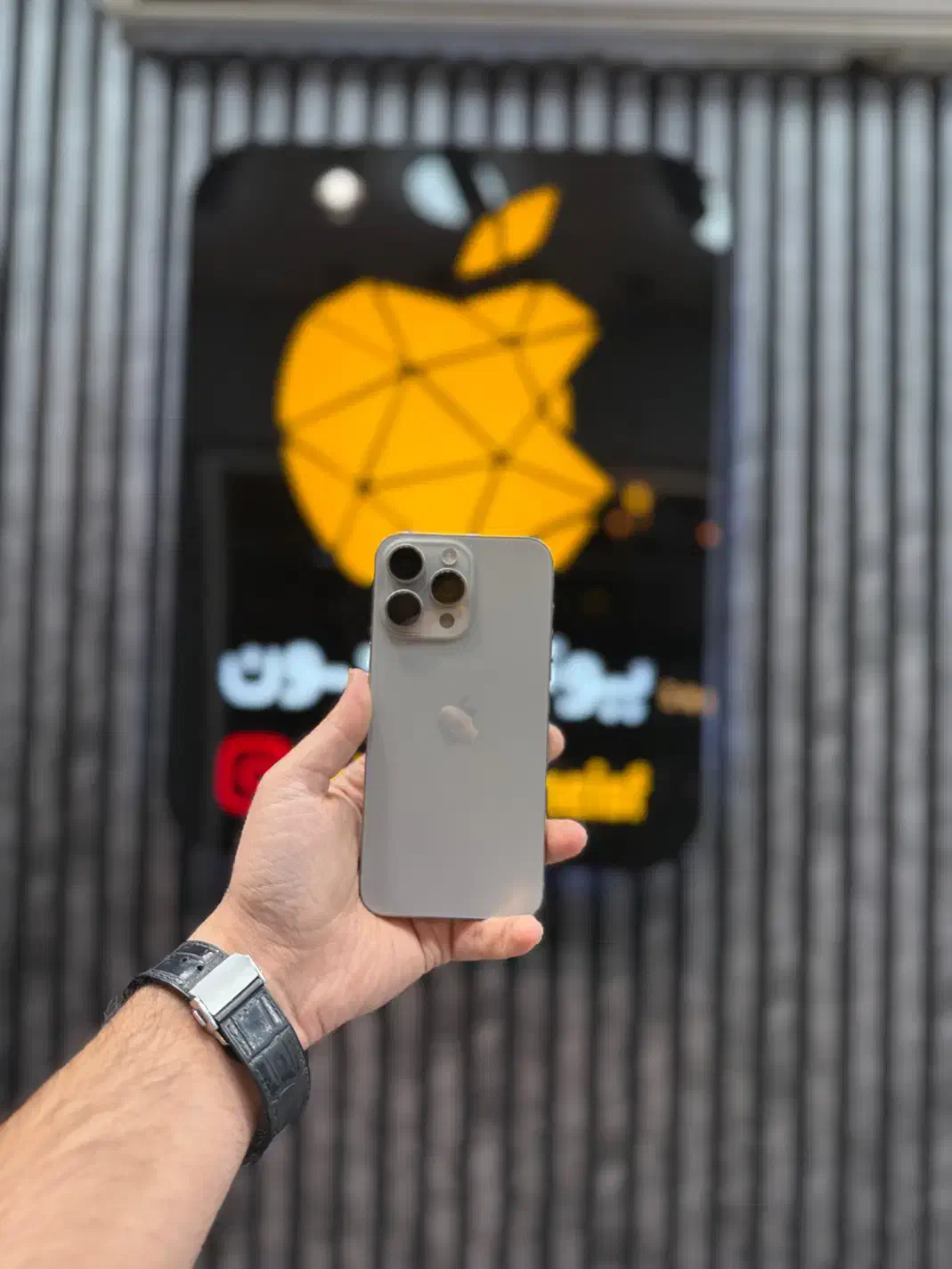 اپل iPhone 15Promax حافظه ۲۵۶گیگابایت|موبایل|اصفهان, جلفا|دیوار