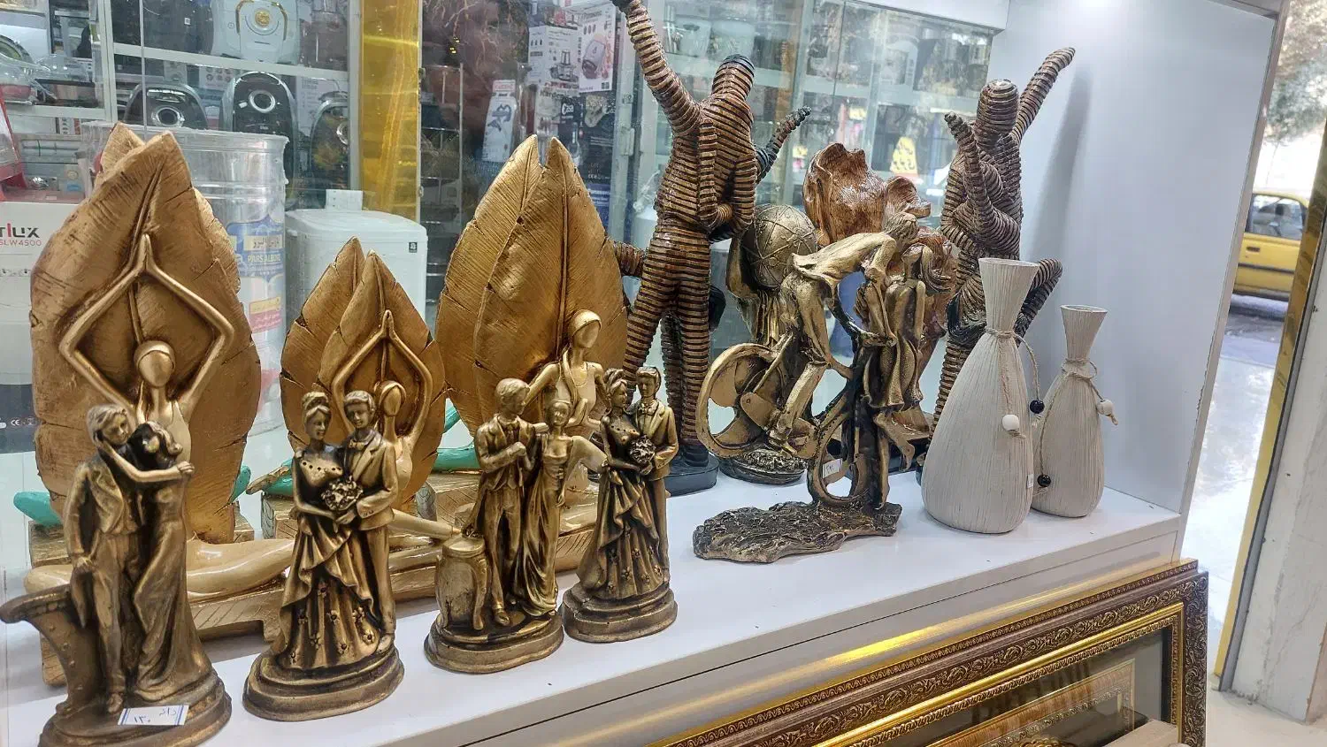 پخش انواع مجسمه لوکس|مجسمه، تندیس، ماکت|اسلام‌‌آباد غرب, |دیوار