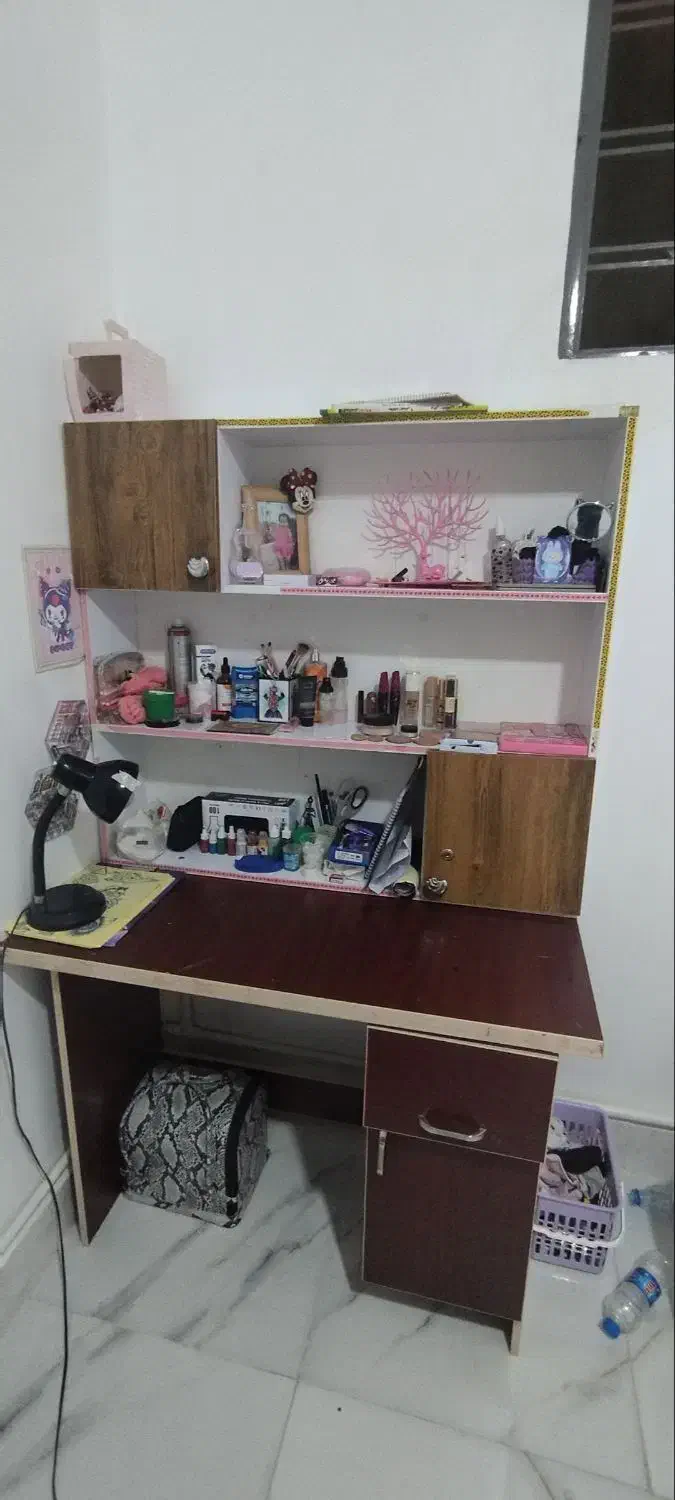 میز تحریر|میز تحریر و کامپیوتر|شیراز, کفترک|دیوار