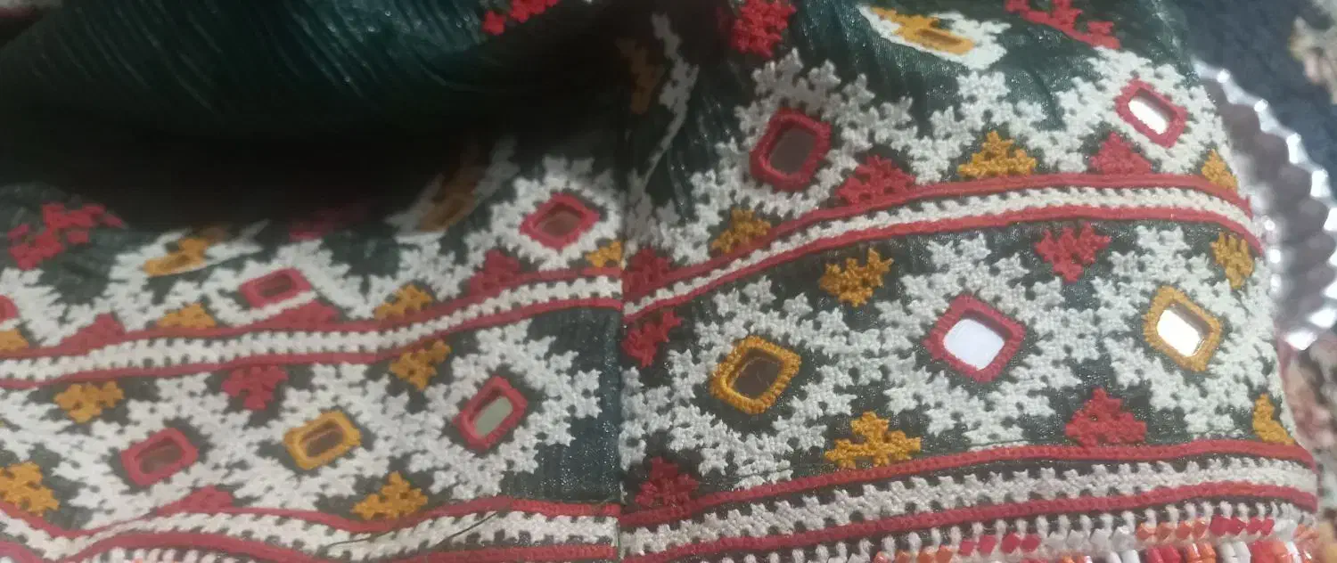 دوچگر|لباس|فنوج, |دیوار